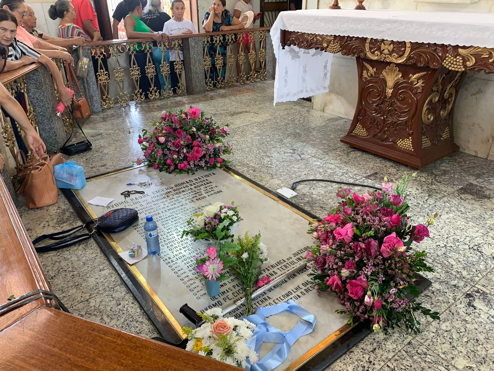 Imagem do túmulo do Padre Cícero